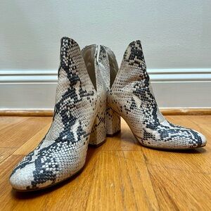 Steve Madden Snakeskin Booties - 8M
